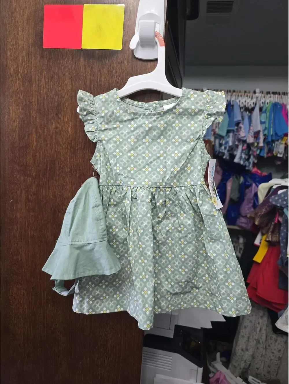 9m brand new dress with sun hat item 889